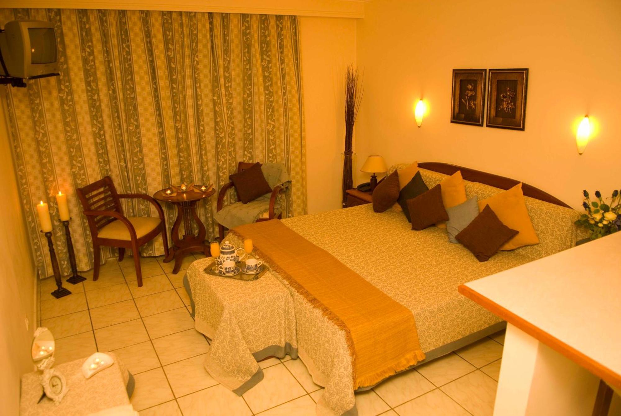 Damia Hotel Apts Сидари Екстериор снимка