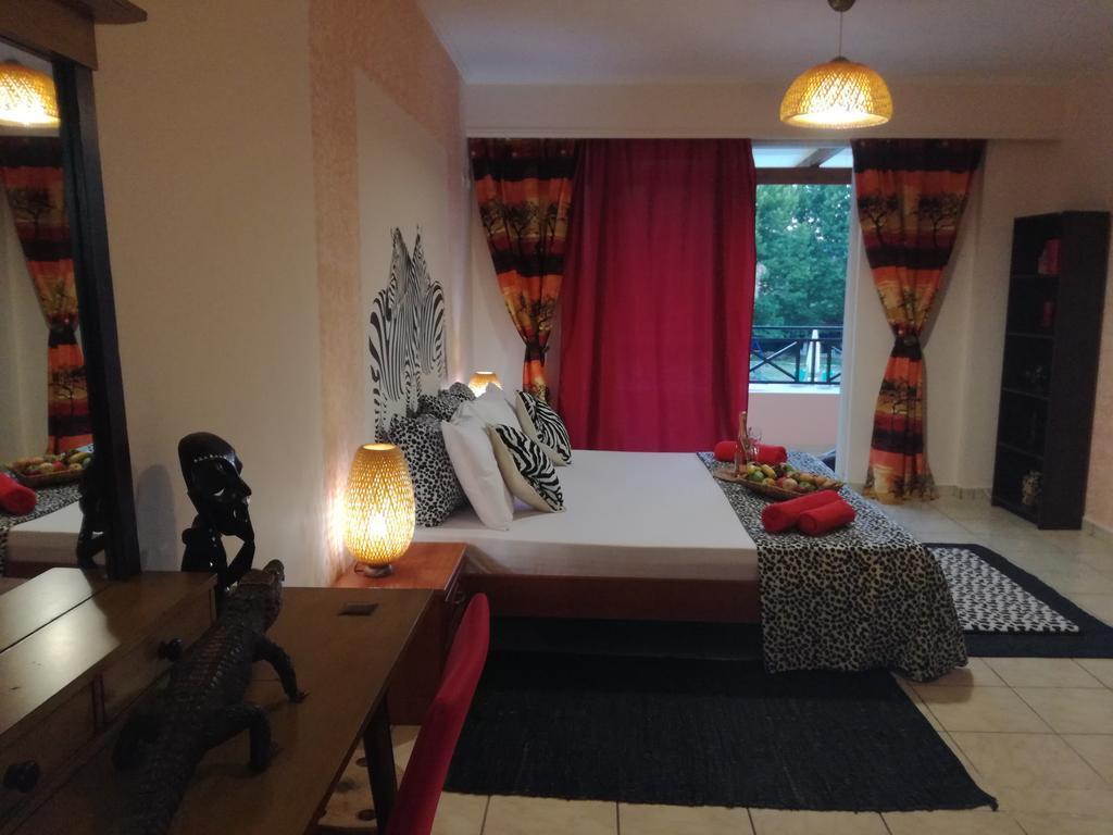 Damia Hotel Apts Сидари Екстериор снимка